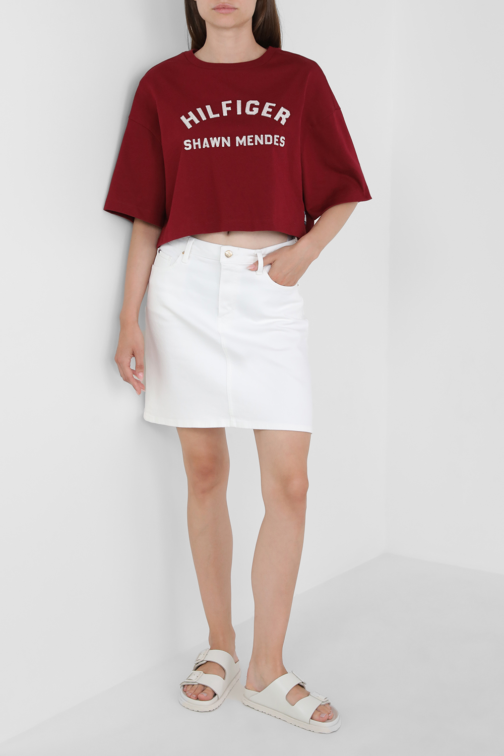 שון מנדס X טומי הילפיגר חולצת טי קרופ